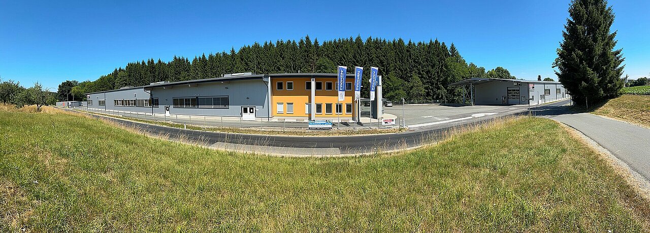 Ausenaufnahmen der PROHAN Hallen mit der neuen Zuschnittshalle